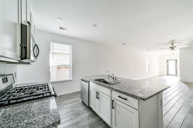 5626 Tabula Rasa Dr, Katy, TX 77493