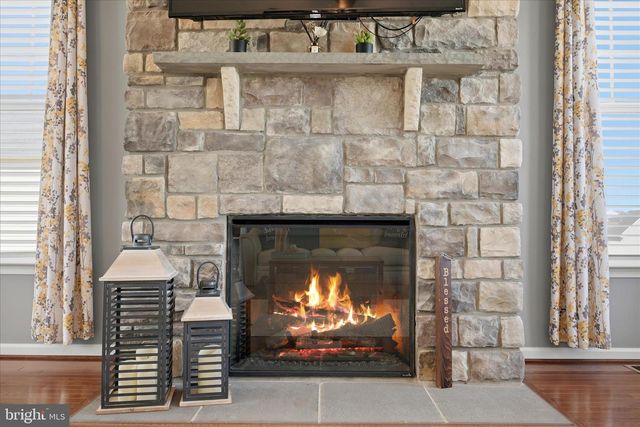 224 COURIER DR, Charles Town, WV 25414