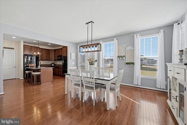 224 COURIER DR, Charles Town, WV 25414