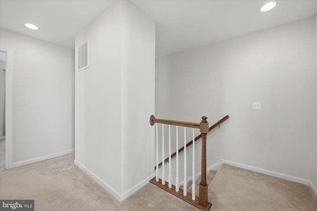 224 COURIER DR, Charles Town, WV 25414