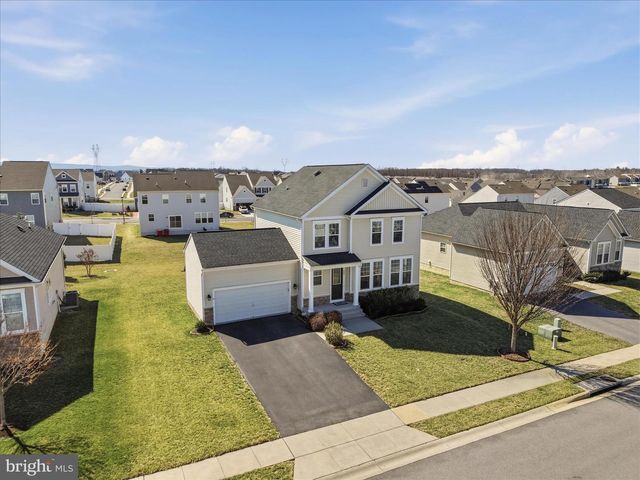 224 COURIER DR, Charles Town, WV 25414