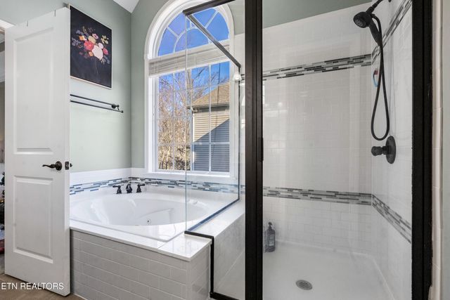 2727 Macy Blair Rd, Knoxville, TN 37931