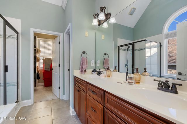 2727 Macy Blair Rd, Knoxville, TN 37931