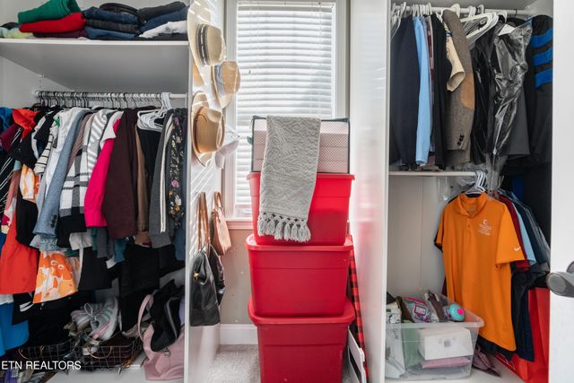 2727 Macy Blair Rd, Knoxville, TN 37931