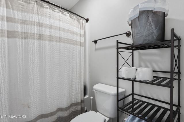 2727 Macy Blair Rd, Knoxville, TN 37931