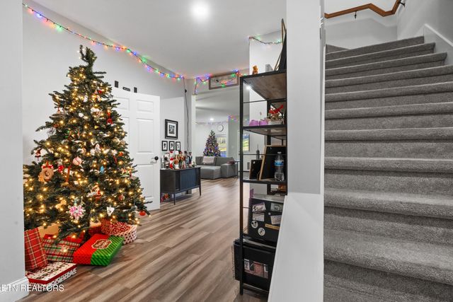 2727 Macy Blair Rd, Knoxville, TN 37931