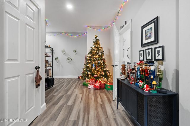 2727 Macy Blair Rd, Knoxville, TN 37931