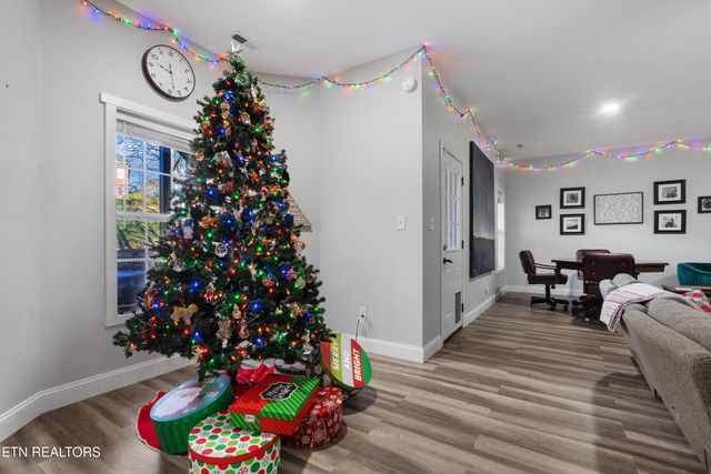 2727 Macy Blair Rd, Knoxville, TN 37931