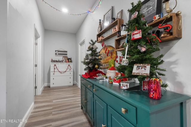 2727 Macy Blair Rd, Knoxville, TN 37931