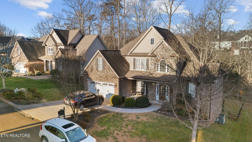 2727 Macy Blair Rd, Knoxville, TN 37931