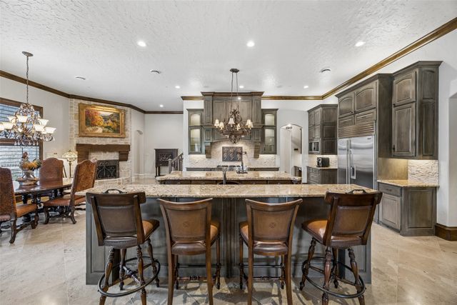 5804 Chalford Common, Colleyville, TX 76034