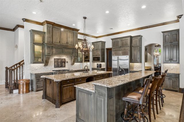 5804 Chalford Common, Colleyville, TX 76034