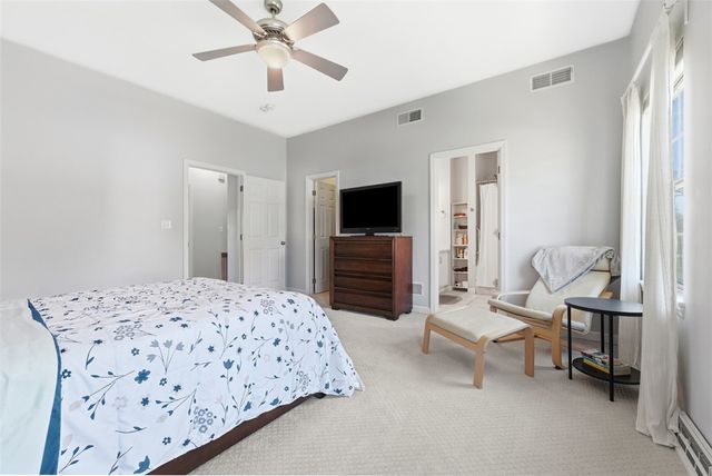 2426 Rochester Rd G, Franklin Park, PA 15143