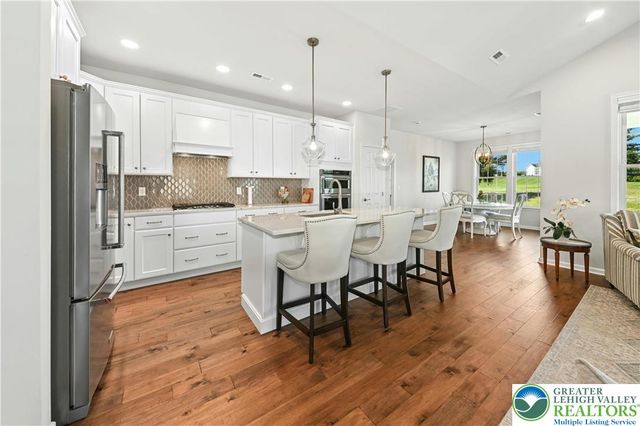 5544 Traditions Drive, Upper Saucon Twp, PA 18036