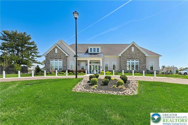 5544 Traditions Drive, Upper Saucon Twp, PA 18036