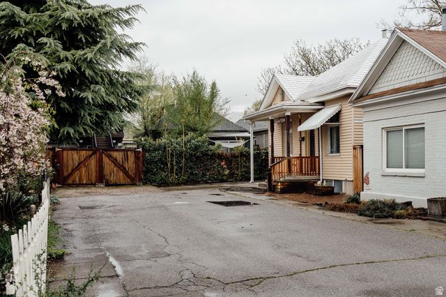 759 S KILBOURNE CT, Salt Lake City, UT 84102