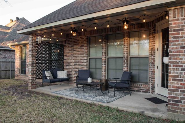 9048 Cottage Ridge Drive, Shreveport, LA 71106