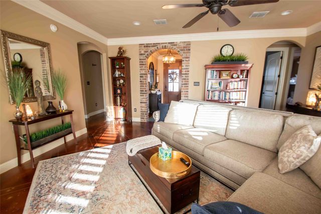 9048 Cottage Ridge Drive, Shreveport, LA 71106