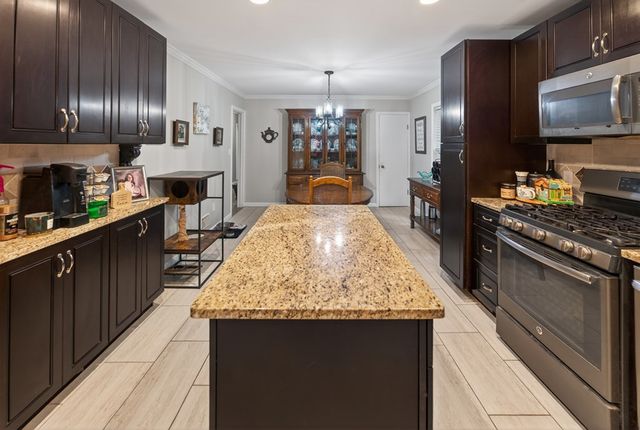 940 Chesterfield Drive, Marietta, GA 30066