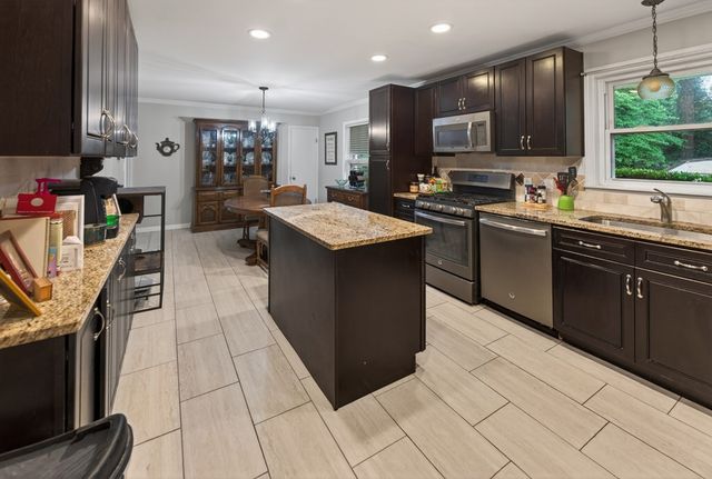 940 Chesterfield Drive, Marietta, GA 30066