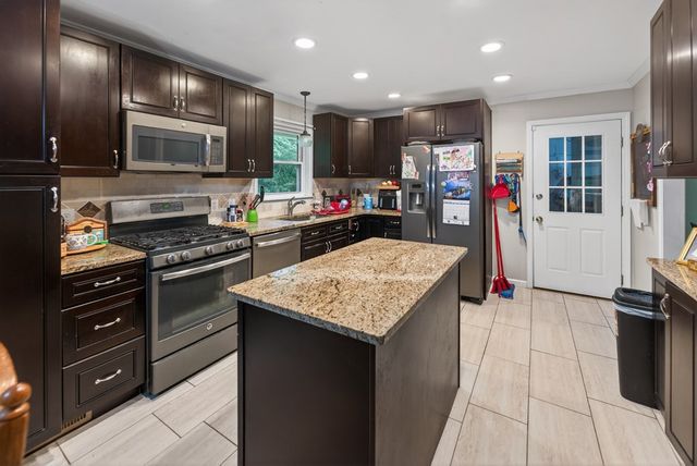 940 Chesterfield Drive, Marietta, GA 30066