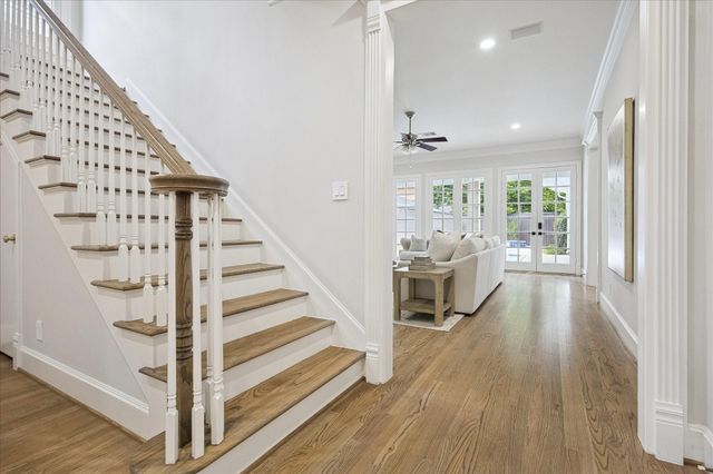 6635 Rutgers Avenue, West University Place, TX 77005