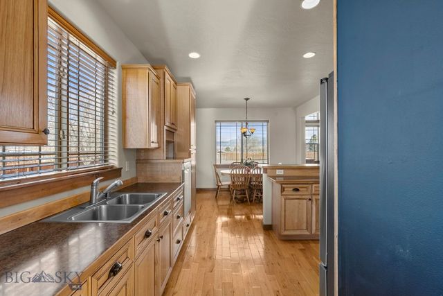 96 Ruby Lane, Belgrade, MT 59714