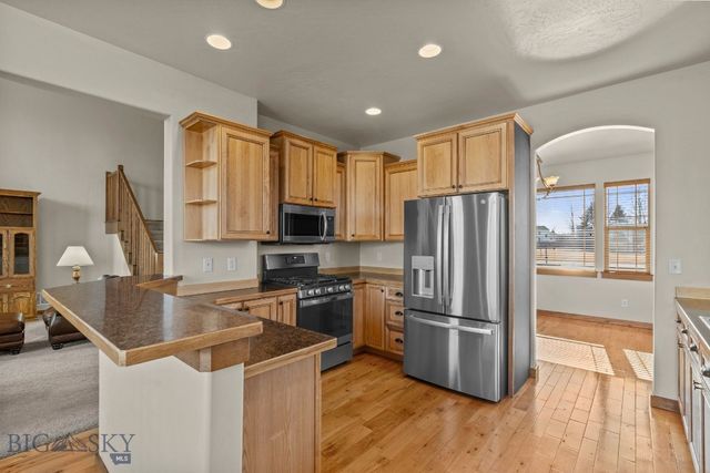 96 Ruby Lane, Belgrade, MT 59714