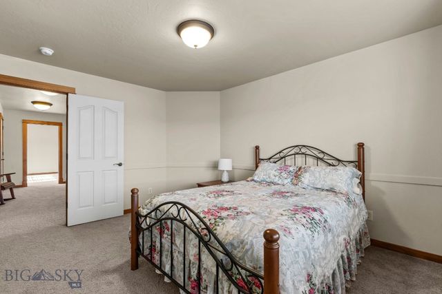 96 Ruby Lane, Belgrade, MT 59714