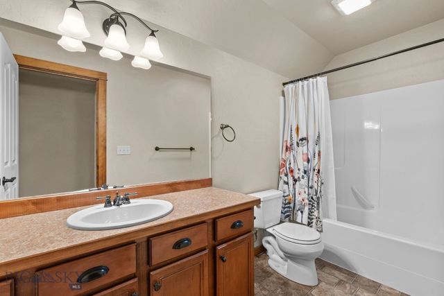 96 Ruby Lane, Belgrade, MT 59714