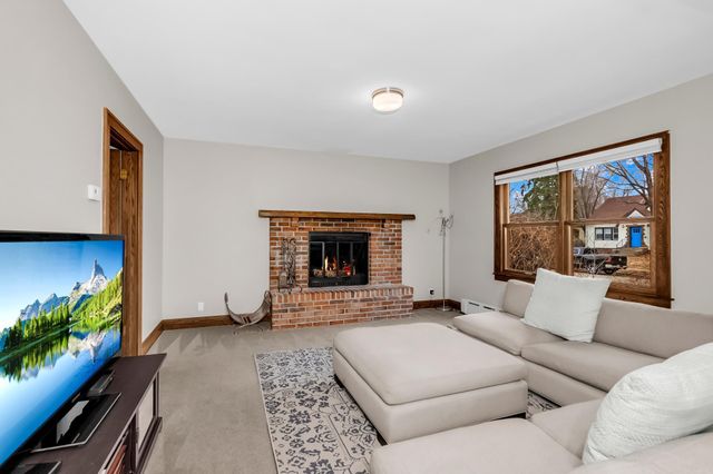 4354 Upton Avenue N, Minneapolis, MN 55412