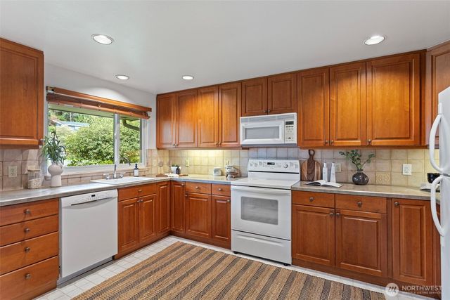 3602 NE 103rd Street, Seattle, WA 98125