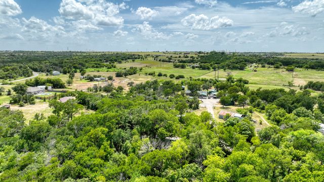 130 E Yucca View Street, Weatherford, TX 76085