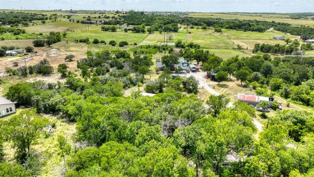 130 E Yucca View Street, Weatherford, TX 76085