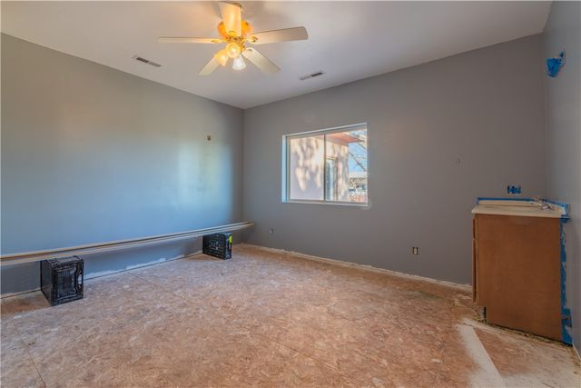 245 W Warren Avenue, Colorado City, AZ 86021