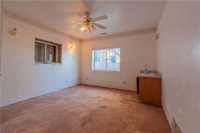 245 W Warren Avenue, Colorado City, AZ 86021