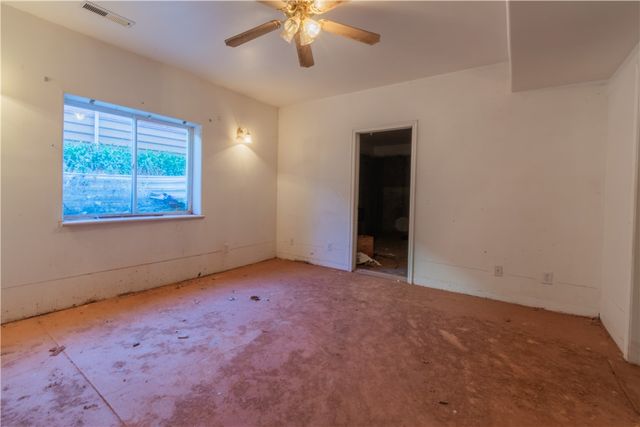 245 W Warren Avenue, Colorado City, AZ 86021