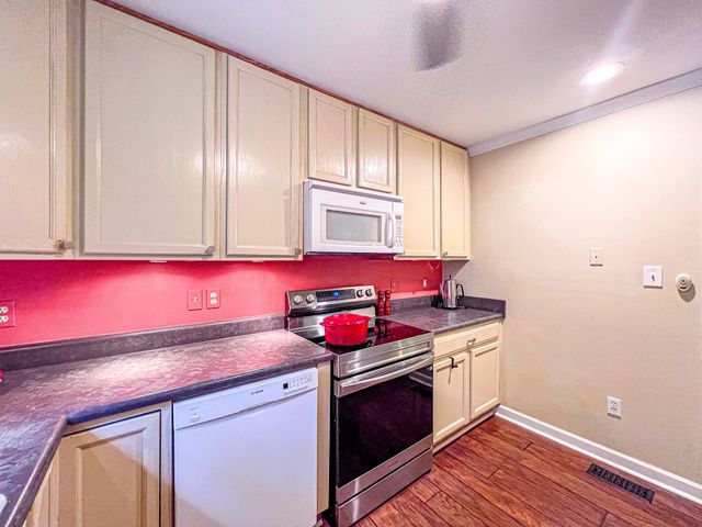68 Partridge Ln., Pawleys Island, SC 29585