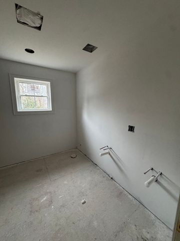 247 Braley Hill Rd, Rochester, MA 02770