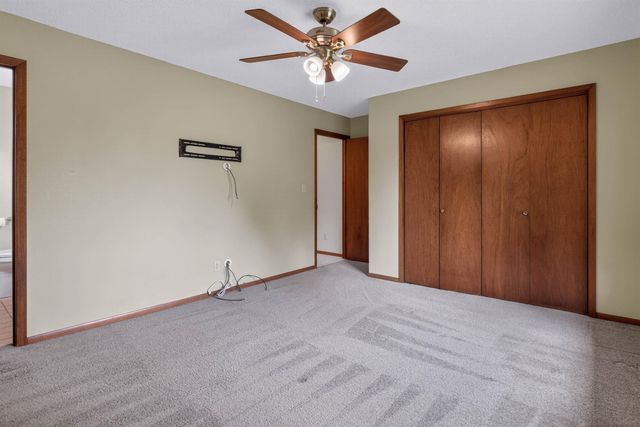 741 Wildwood Road, Waterloo, IA 50701