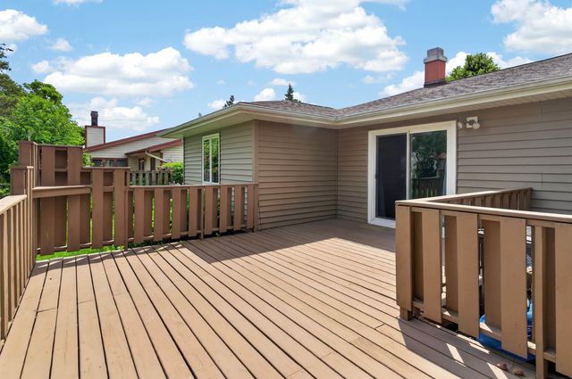 741 Wildwood Road, Waterloo, IA 50701