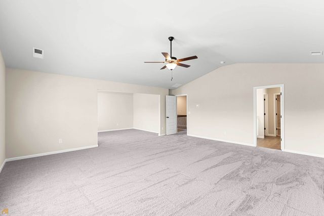 755 Lakehaven Lane, Loganville, GA 30052