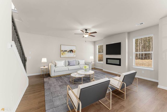 755 Lakehaven Lane, Loganville, GA 30052