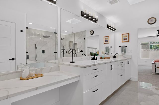 8804 Natalie Avenue NE, Albuquerque, NM 87111