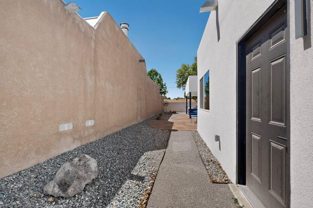 8804 Natalie Avenue NE, Albuquerque, NM 87111
