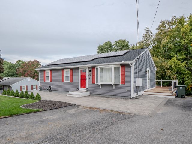60 Judy Dr, Leominster, MA 01453