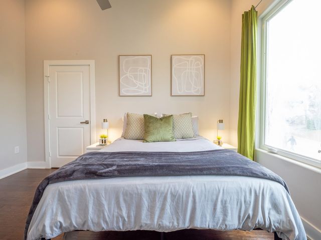 2113 Glendale PL, Austin, TX 78704