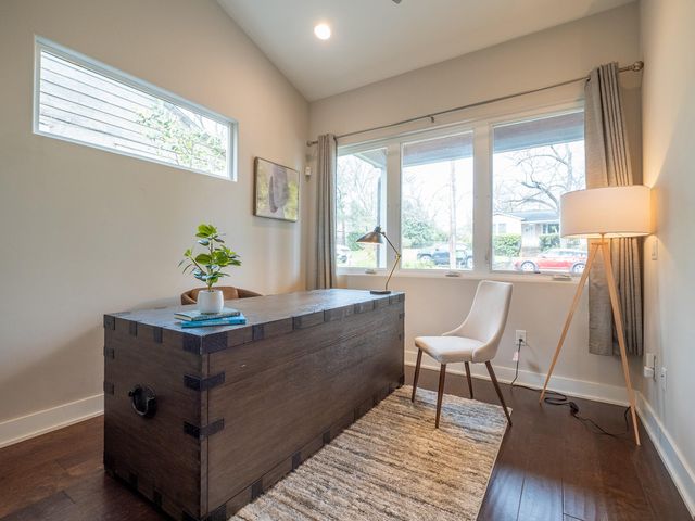 2113 Glendale PL, Austin, TX 78704