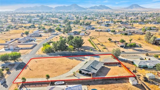 21330 Ramona, Apple Valley, CA 92307