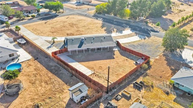 21330 Ramona, Apple Valley, CA 92307